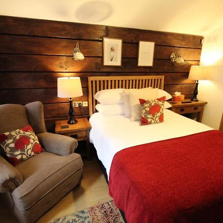 Boutique Garden Lodge @ The Larches Wolverhampton Luaran gambar