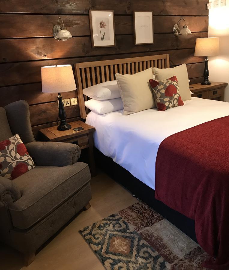Boutique Garden Lodge @ The Larches Wolverhampton Luaran gambar