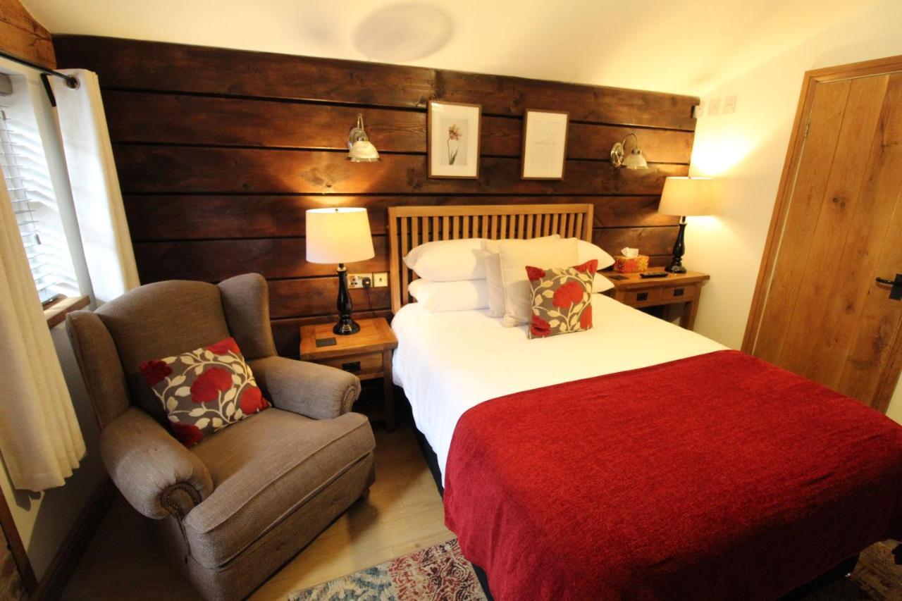 Boutique Garden Lodge @ The Larches Wolverhampton Luaran gambar